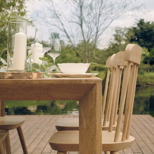 Mesa de Comedor de Madera Arista
