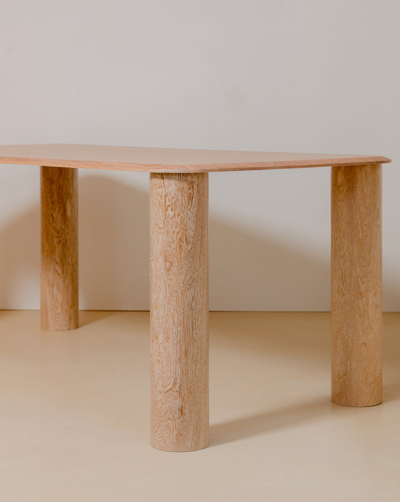 Mesa de Comedor Brito