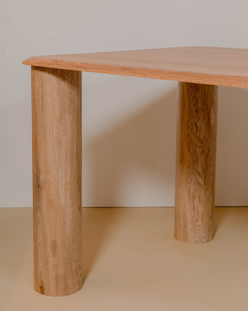 Mesa de Comedor Brito