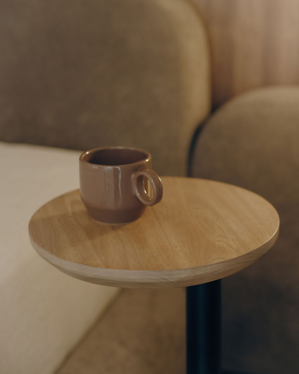 Mesa Auxiliar Circle