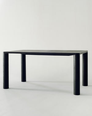 Mesa de comedor patas cilíndricas