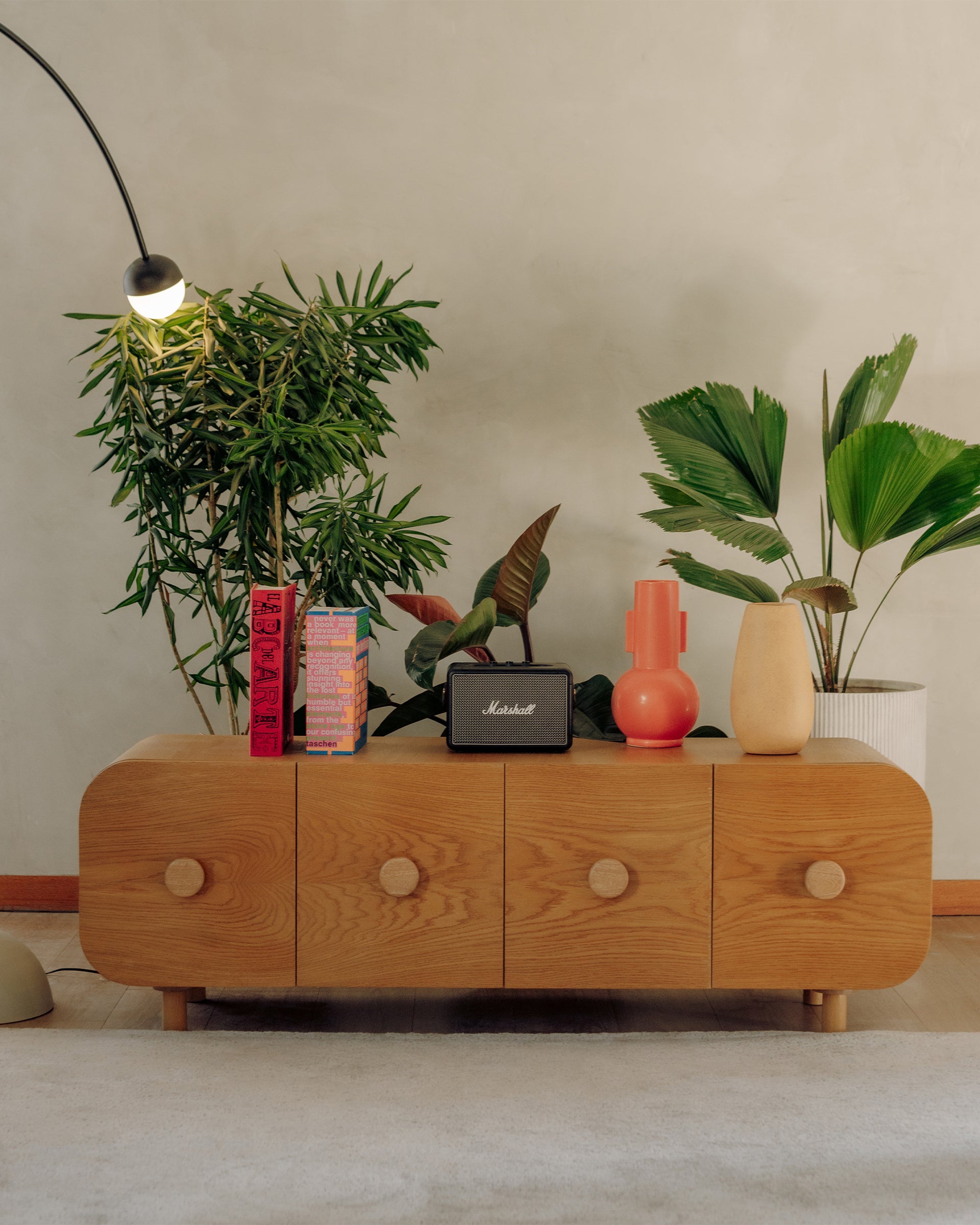 Consola Cosmopolitan