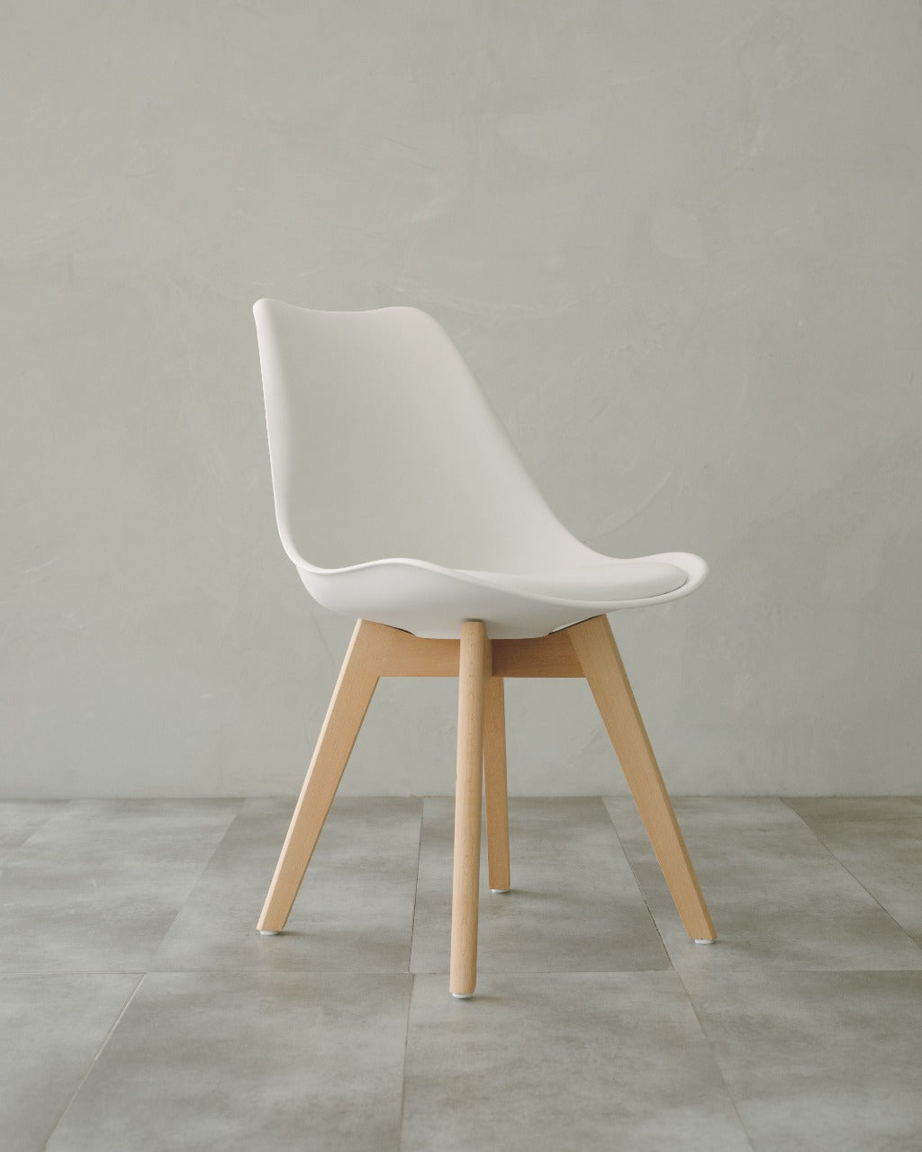 Silla Eames tapizada